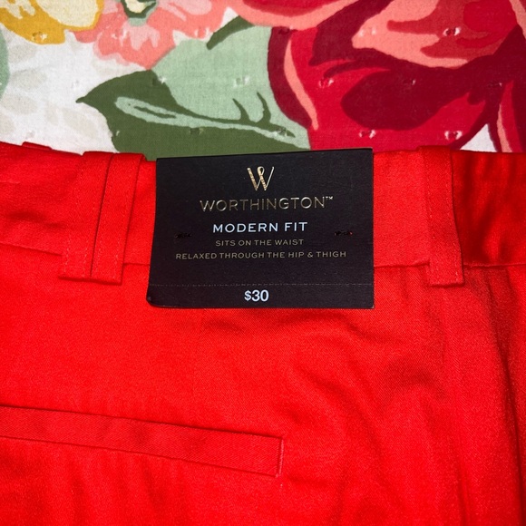 Worthington Modern Fit shorts. Size 6. NWT - Picture 3 of 4
